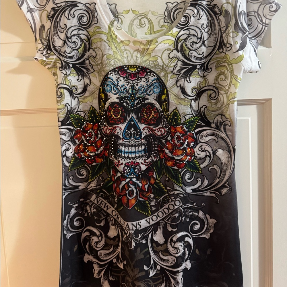 Rosio Women's New Orleans skull t shirt sz M-L
